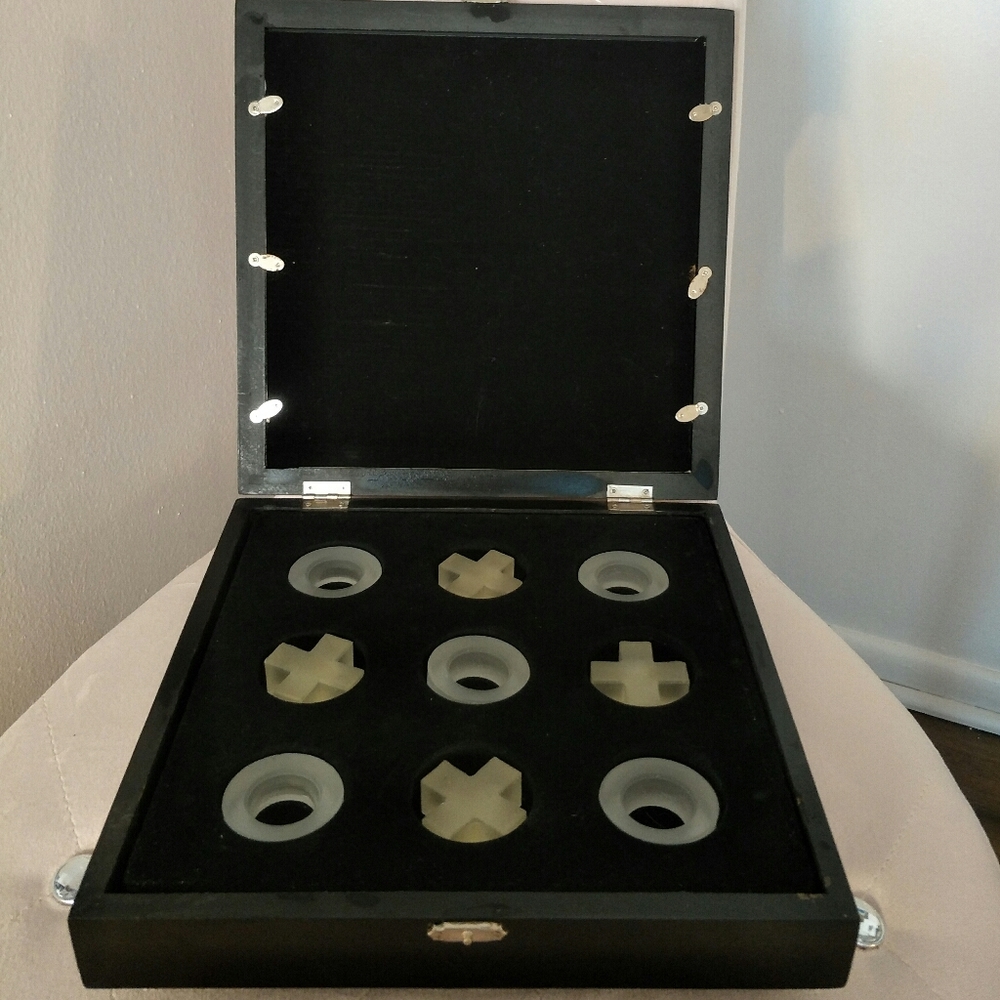 Studio Silversmiths Game - Picture 2 of 6